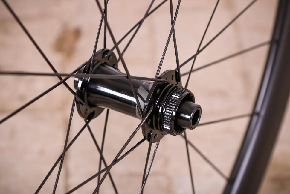 Ruedas ZIPP 303s Tubeless